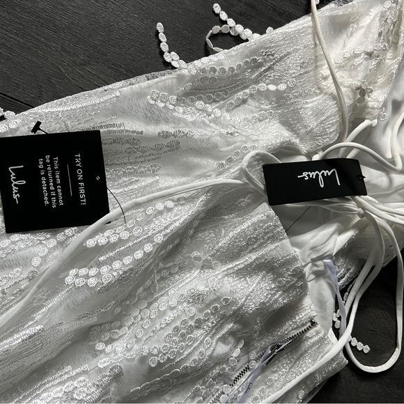 🆕•LULUS• White Fringe Lace-Up Mini Dress - Picture 6 of 6